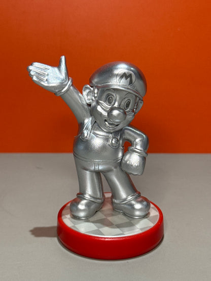 Mario Silver Edition amiibo — Super Mario Series