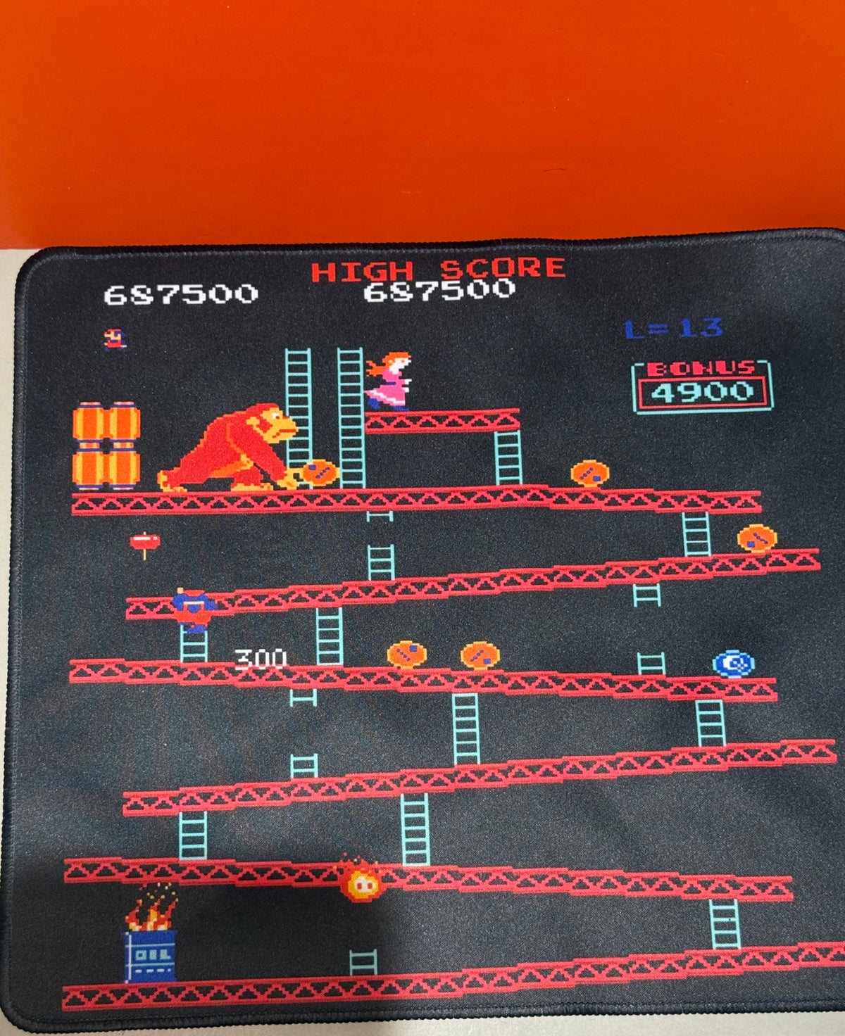 Full view of Donkey Kong arcade desk mat